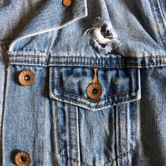 Old Navy Jean Jacket - Picture 3 of 6